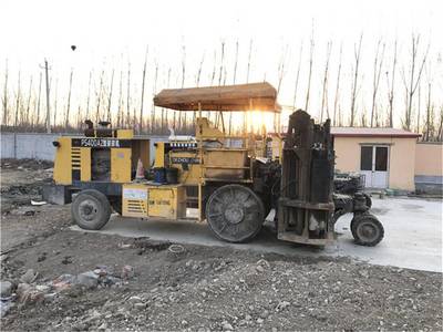 合肥多錘頭破碎機(jī)租賃 水泥路面改造破碎小顆粒